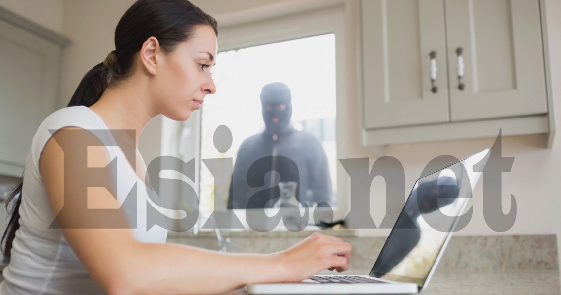 Lindungi Diri Anda Dari Kejahatan Cyber Stalking